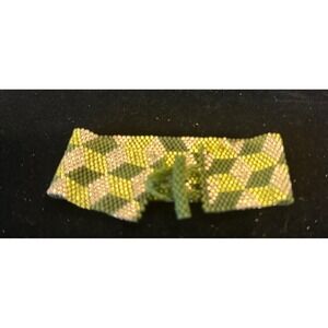 Handmade Womens 7" Cuff Bracelet Green Beaded Geometric 3D Cube Pattern Artisan